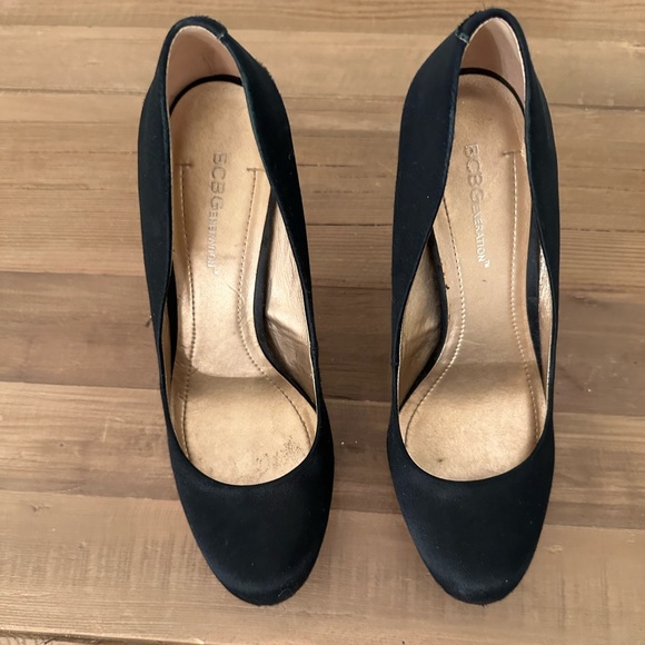 Betsey Johnson Black Sequin Platform Heels - Picture 3 of 7